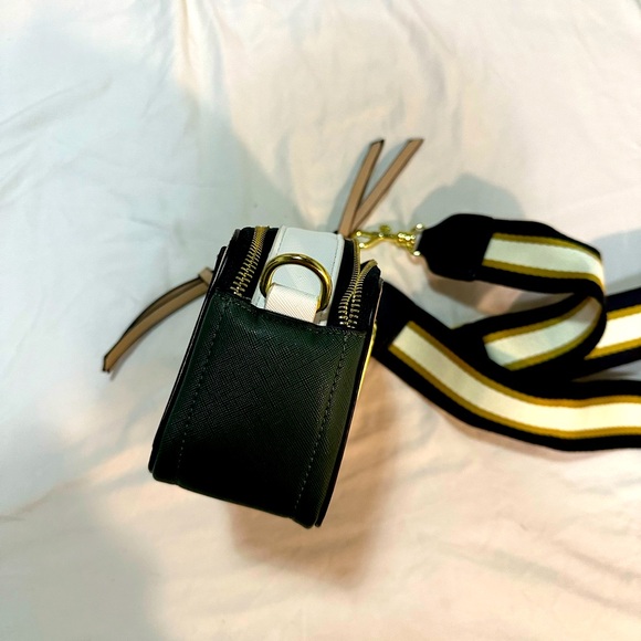 MJ Cross body Bag used once - Picture 2 of 2